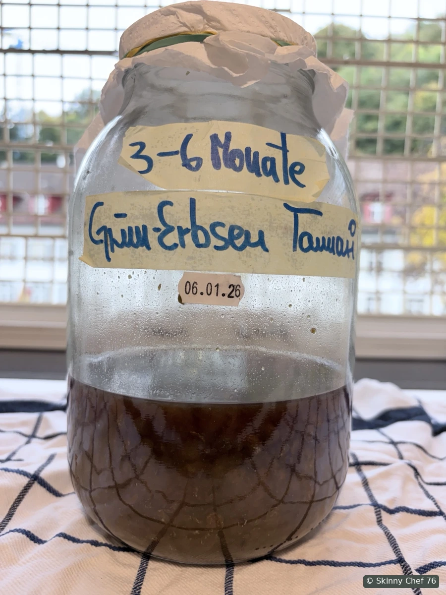 Das beschriftete Ansatzglas vom 6. Januar 2026.