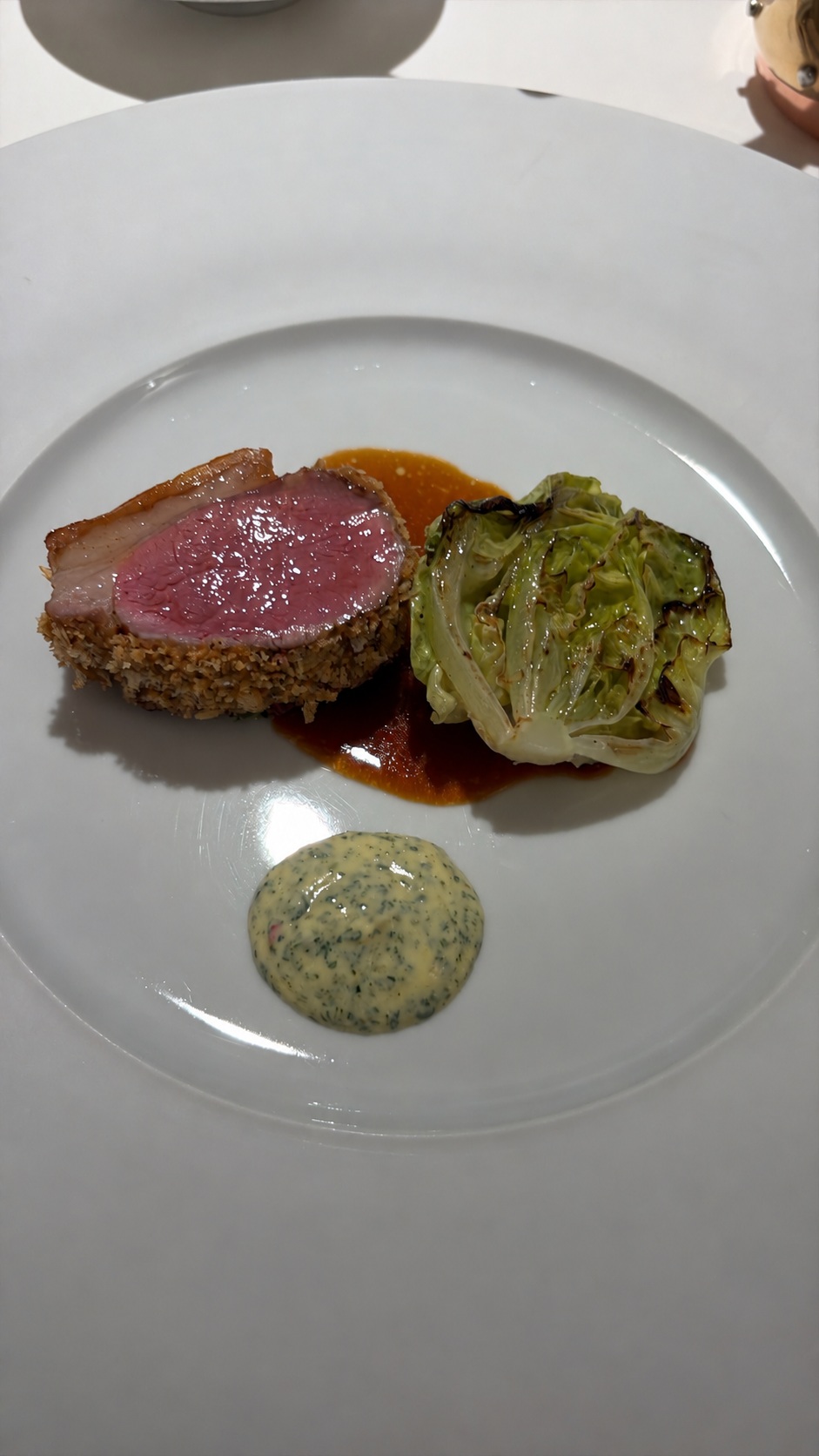 ⑤ Poltinger Lamm – Kopfsalat, Chimichurri und Sherry-Jus